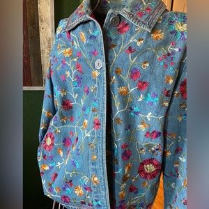 Embroidered lightweight button-up denim jacket